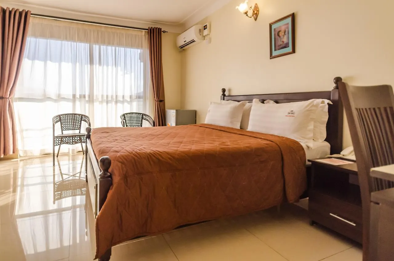 Marie'S Royale Hotel Kampala 4*,